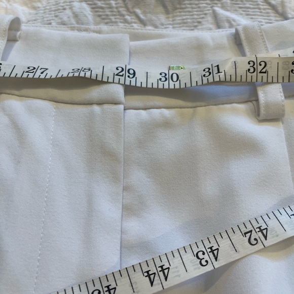Brand new Halogen White Crop pants - Picture 5 of 6